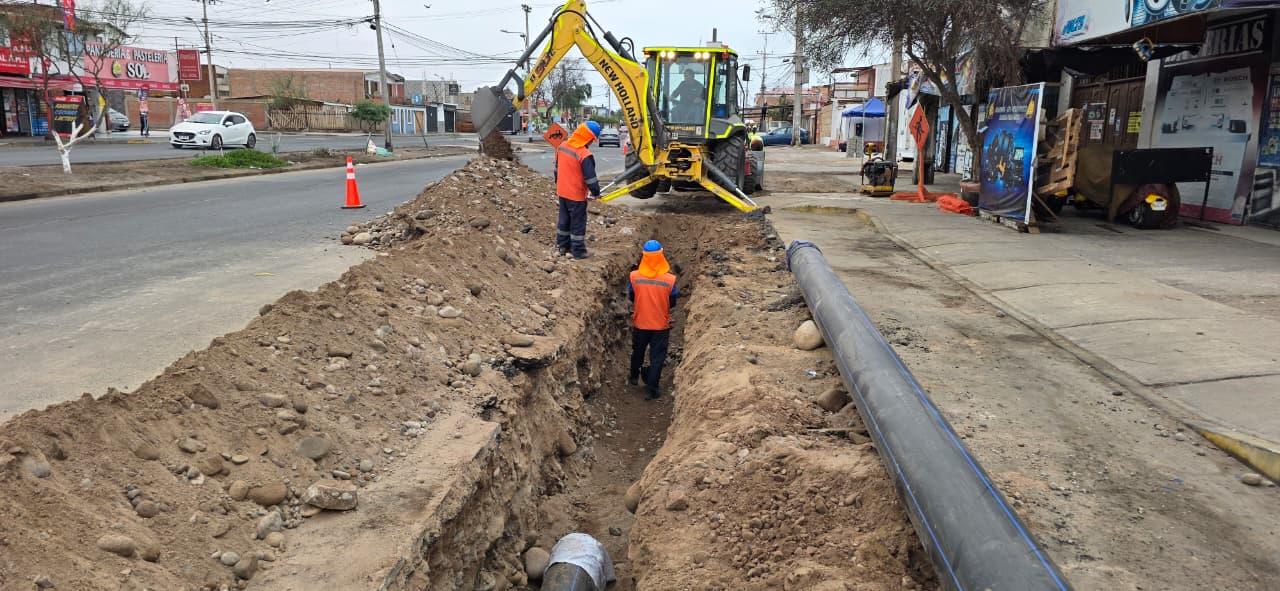 renovacion-de-redes-de-agua-potable-en-avenida-tucapel-alcanza-un-50-porciento--de-avance-300926104154